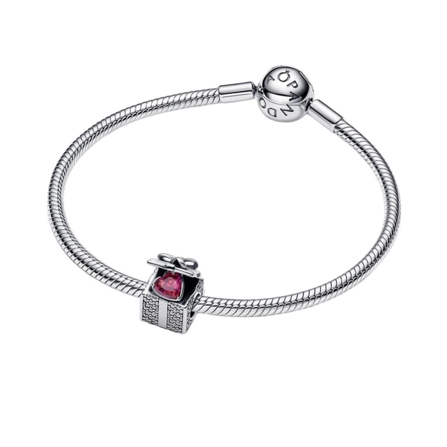 Pandora Sparkling Gift Box Charm - Image 5