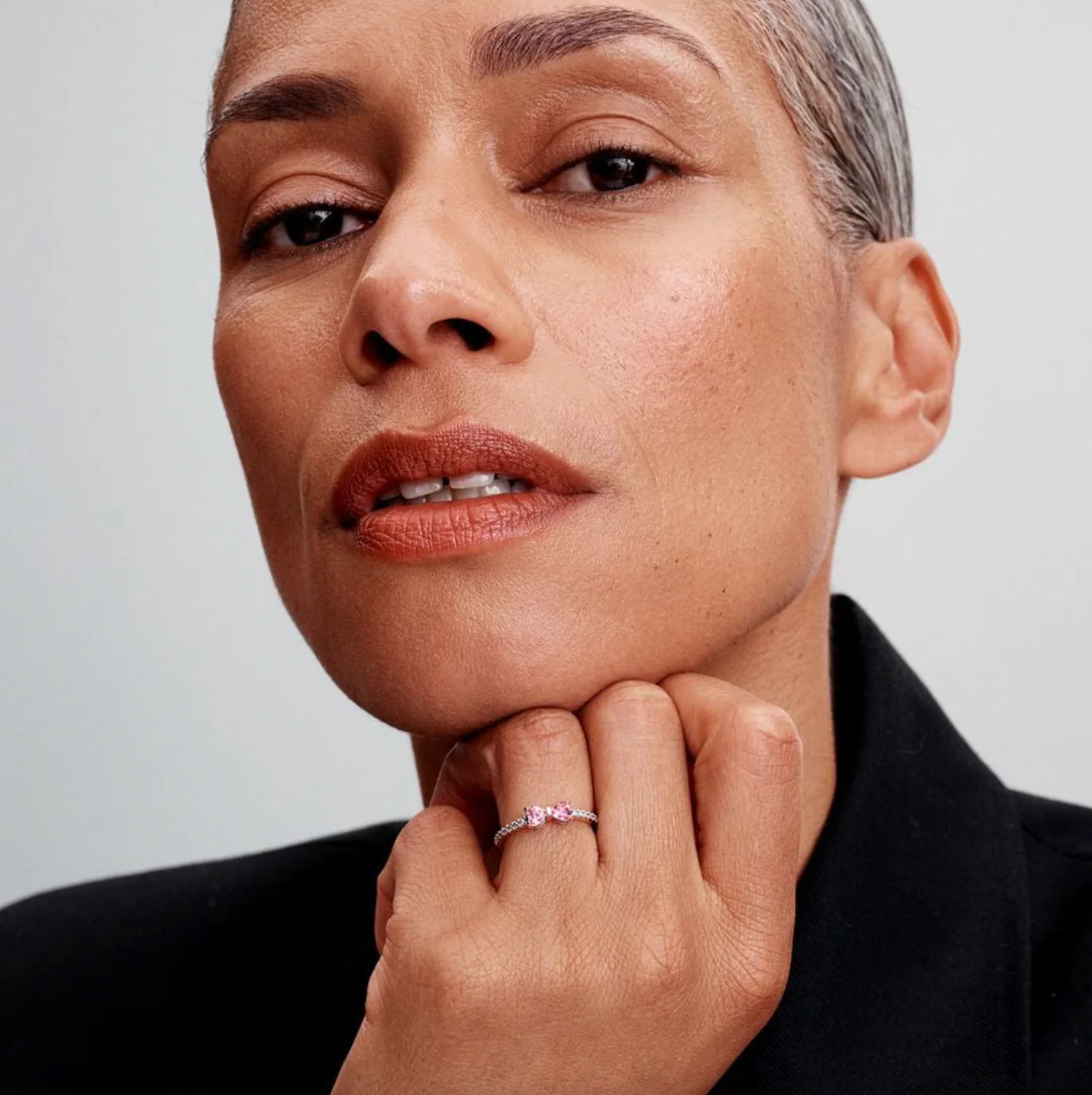 Pandora Sparkling Pink Bow Ring - Image 3